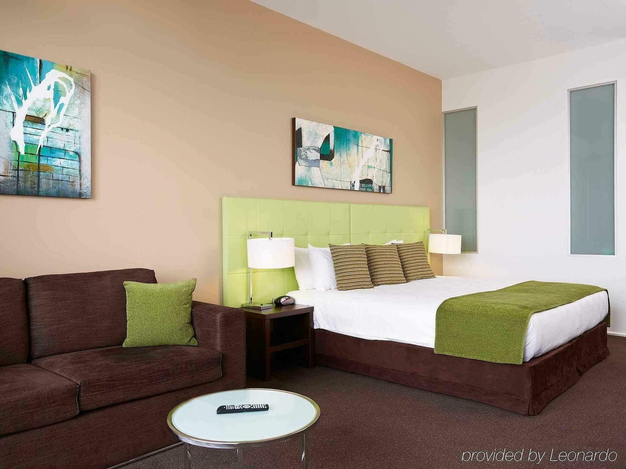 Grand Hotel And Apartments Таунсвилл Экстерьер фото